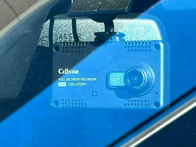 3008