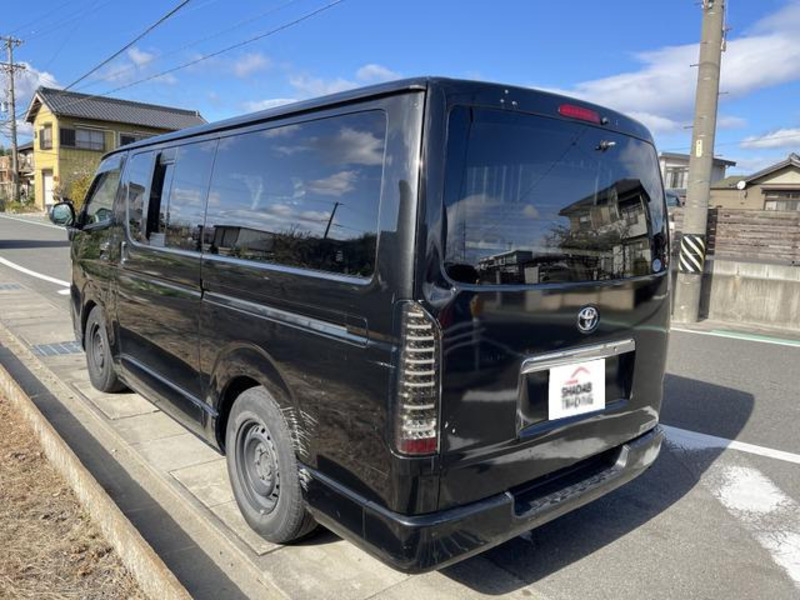 HIACE VAN