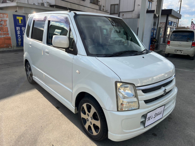 WAGON R
