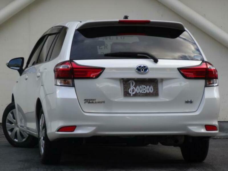 COROLLA FIELDER