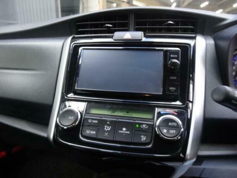 COROLLA FIELDER