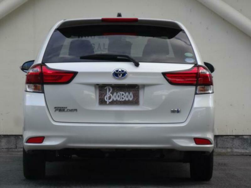 COROLLA FIELDER