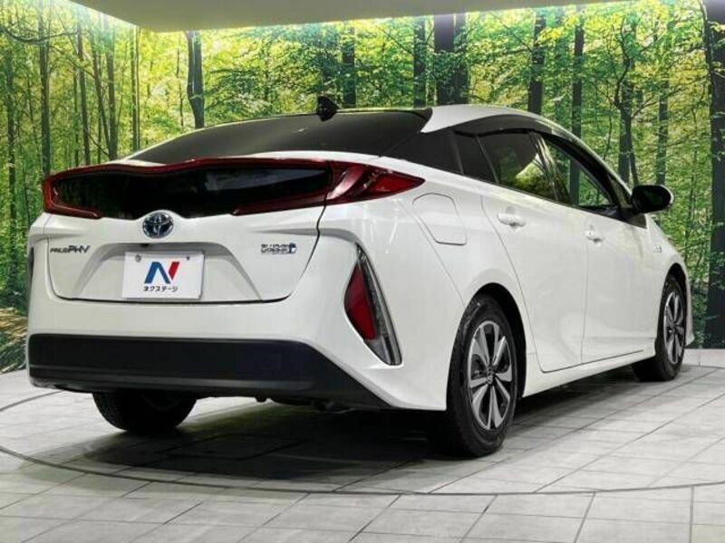 PRIUS PHV