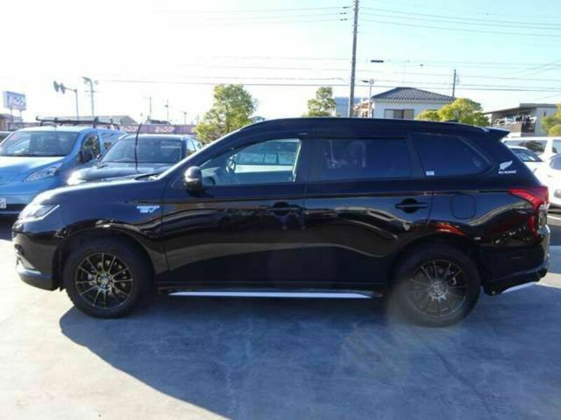 OUTLANDER PHEV