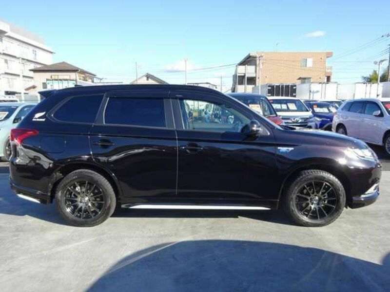 OUTLANDER PHEV