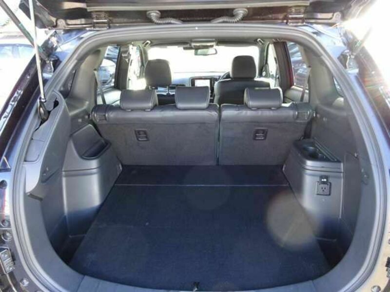 OUTLANDER PHEV