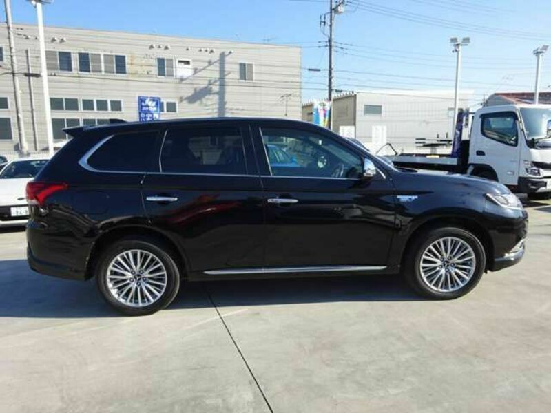 OUTLANDER PHEV