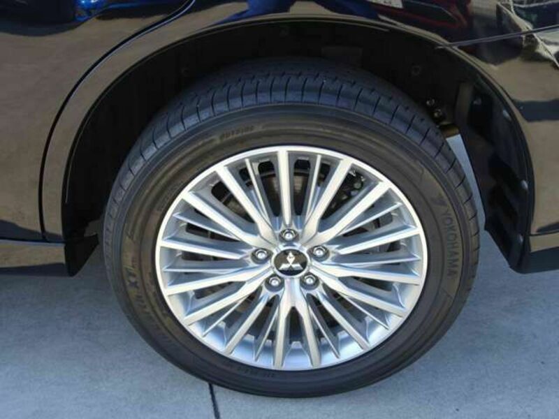 OUTLANDER PHEV