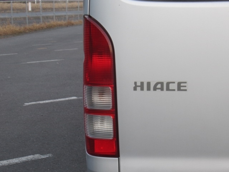 HIACE-33