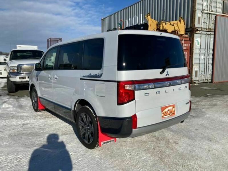 DELICA D5