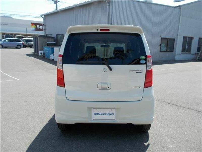 WAGON R