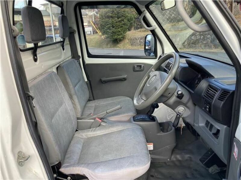 MINICAB TRUCK