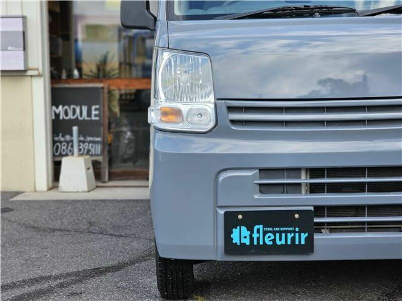 MINICAB VAN