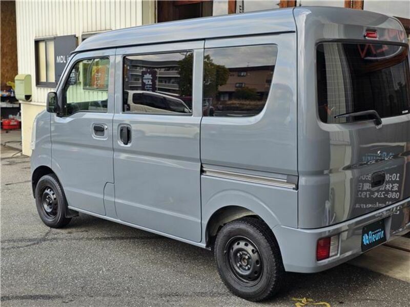 MINICAB VAN