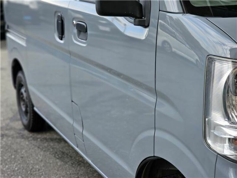 MINICAB VAN