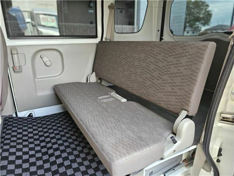 MINICAB VAN