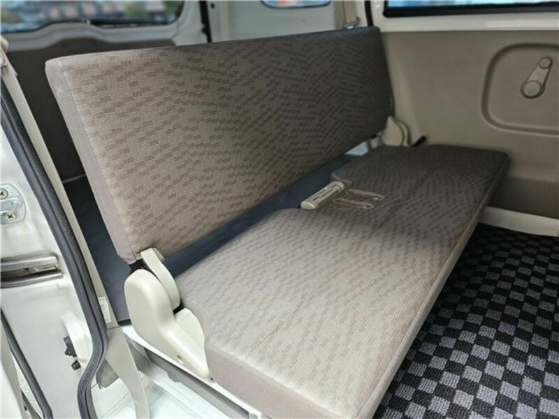 MINICAB VAN