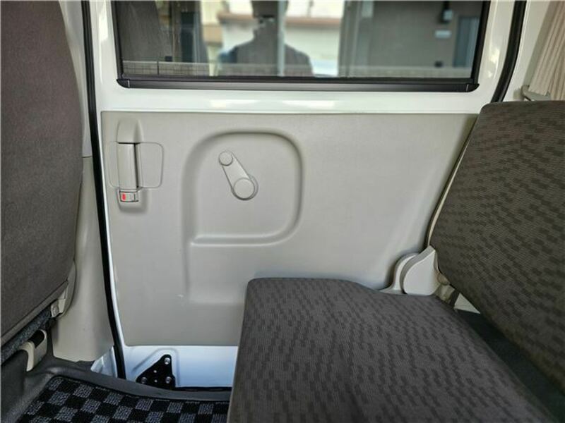 MINICAB VAN