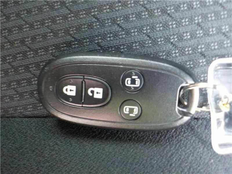 DELICA D2