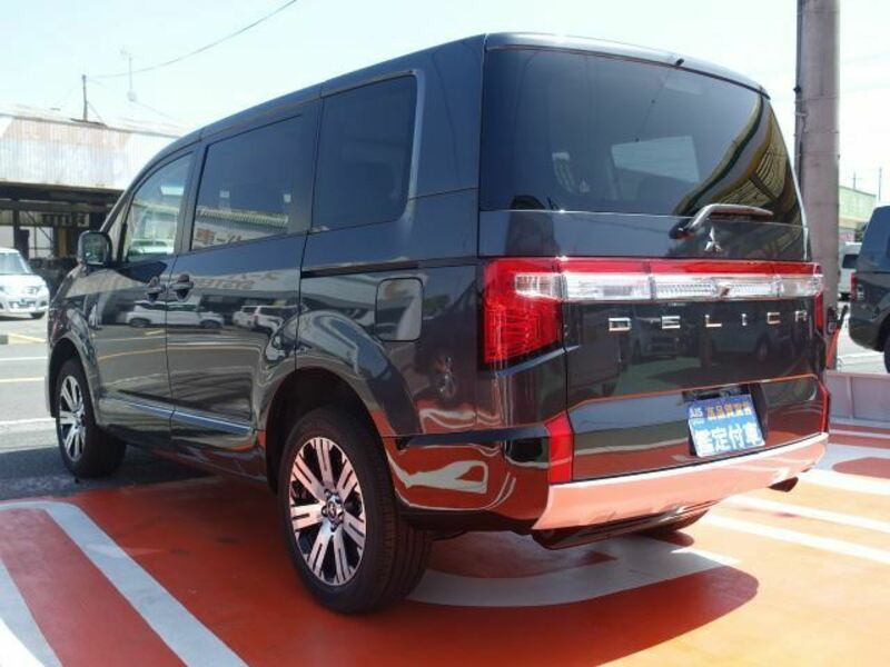 DELICA D5