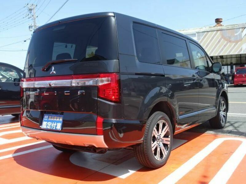 DELICA D5