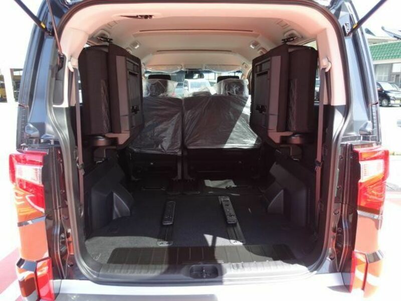 DELICA D5