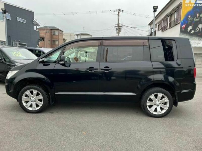 DELICA D5