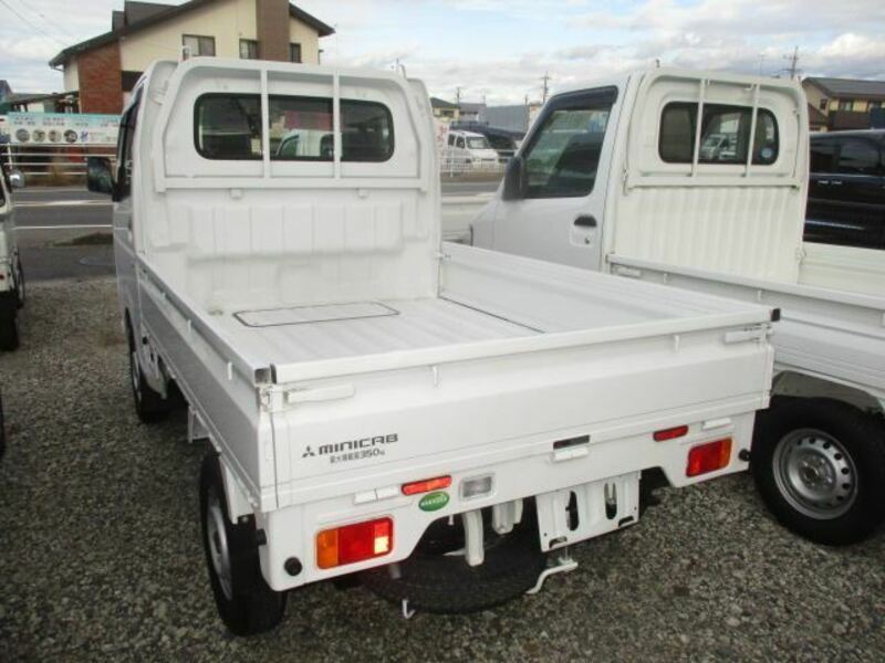MINICAB TRUCK