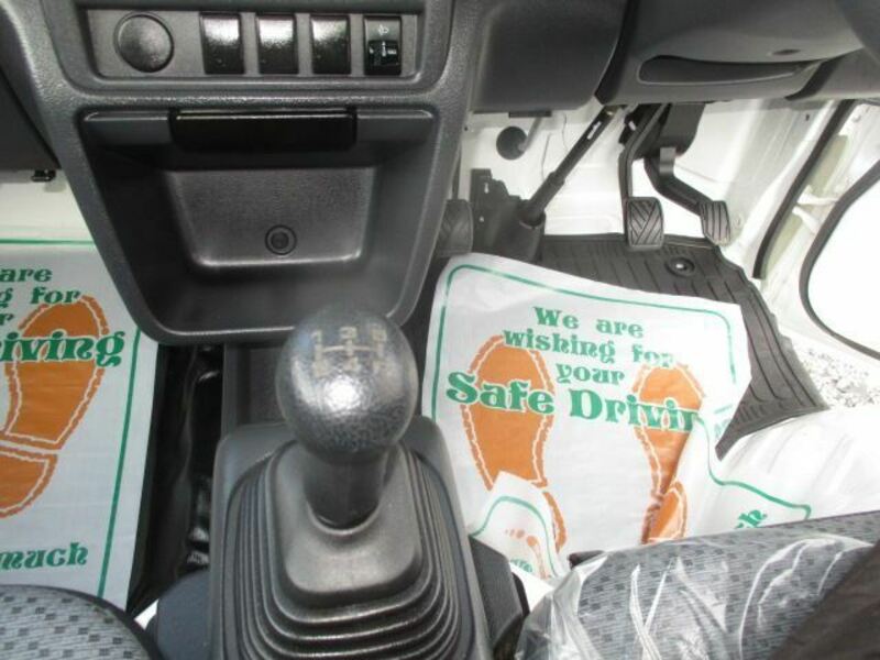MINICAB TRUCK