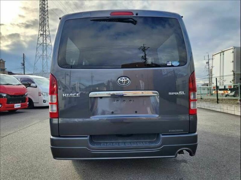 HIACE VAN