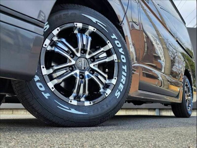 HIACE VAN