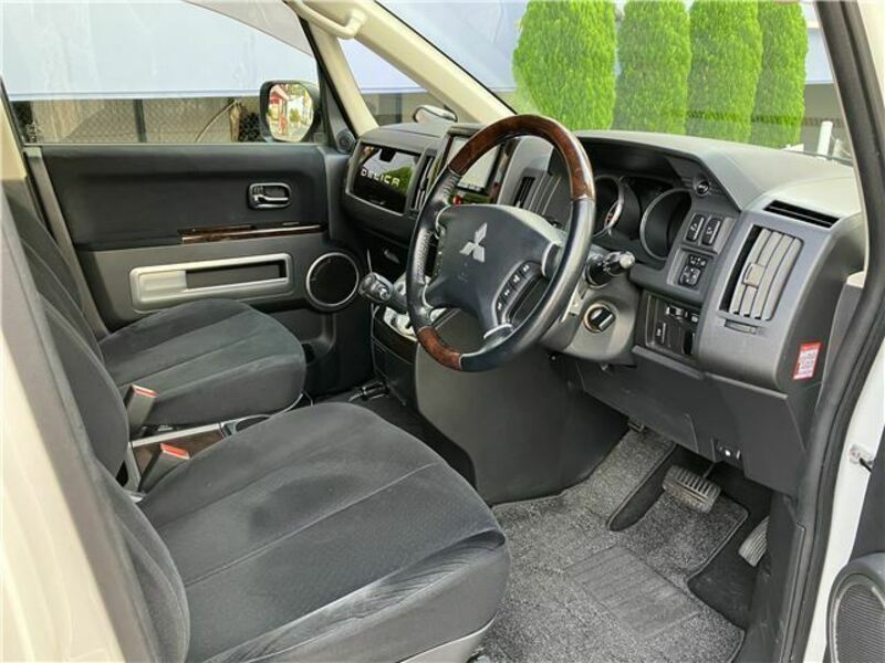 DELICA D5