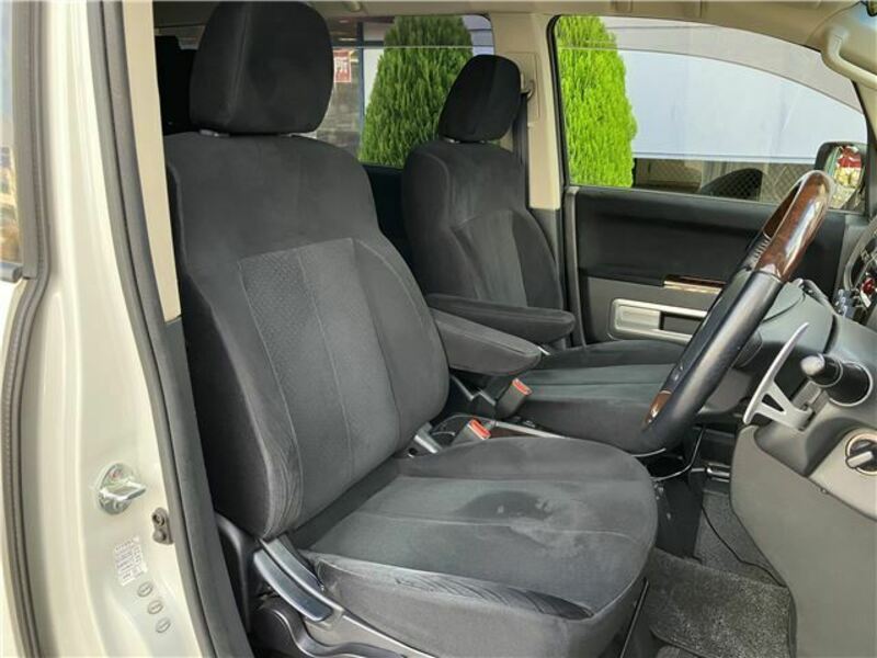 DELICA D5
