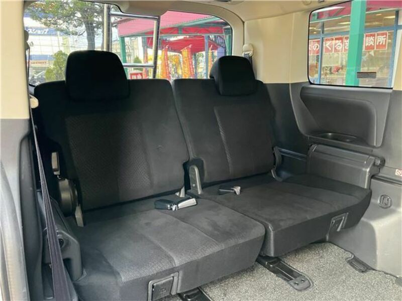 DELICA D5