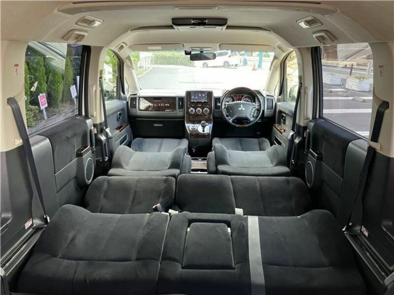 DELICA D5