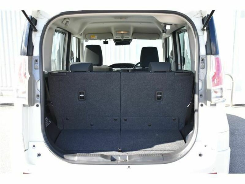 DELICA D2