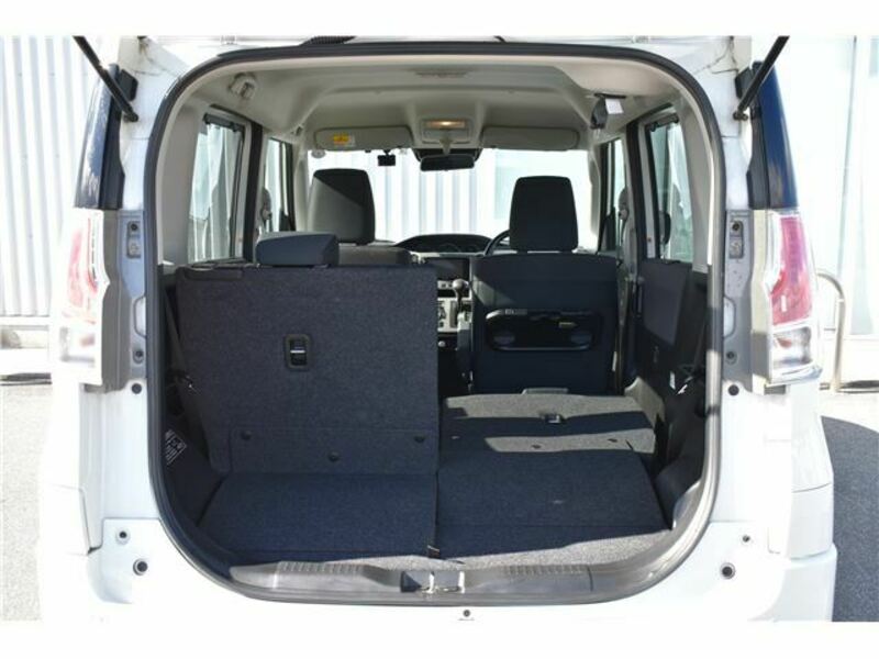 DELICA D2