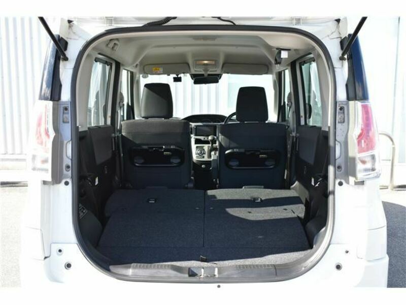 DELICA D2