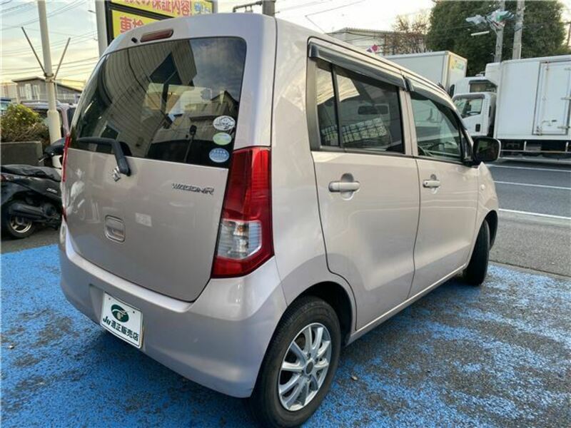 WAGON R