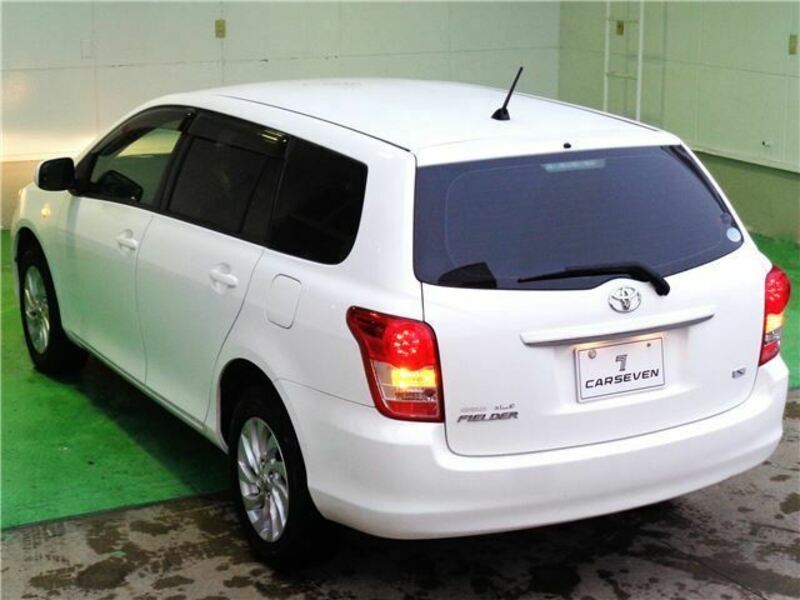 COROLLA FIELDER