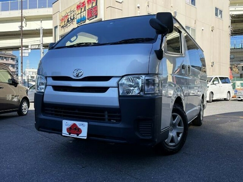 Used 2014 TOYOTA HIACE VAN TRH200V SBI Motor Japan