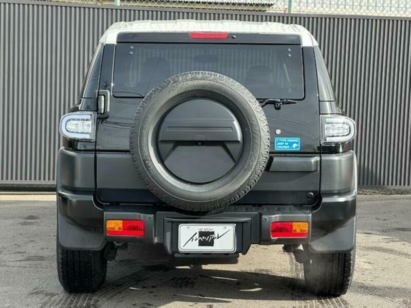 FJ CRUISER-2