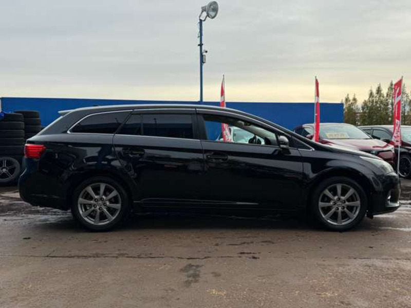 AVENSIS WAGON-4