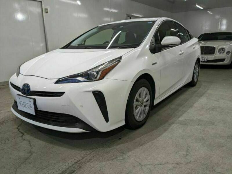 PRIUS-4