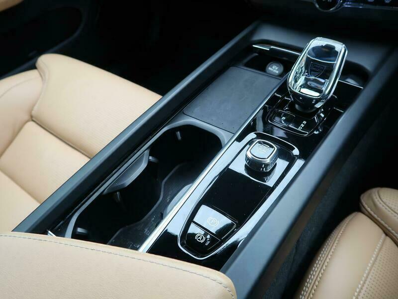 XC60