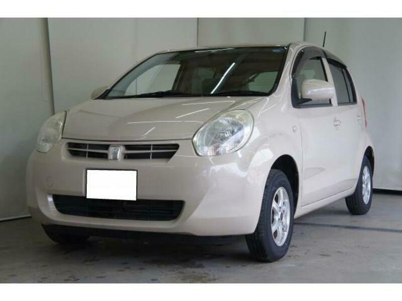 TOYOTA　PASSO