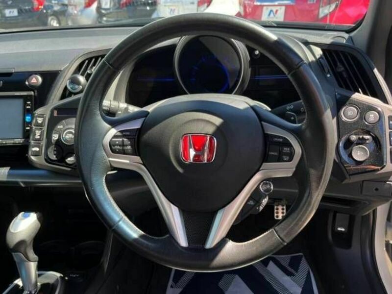 CR-Z
