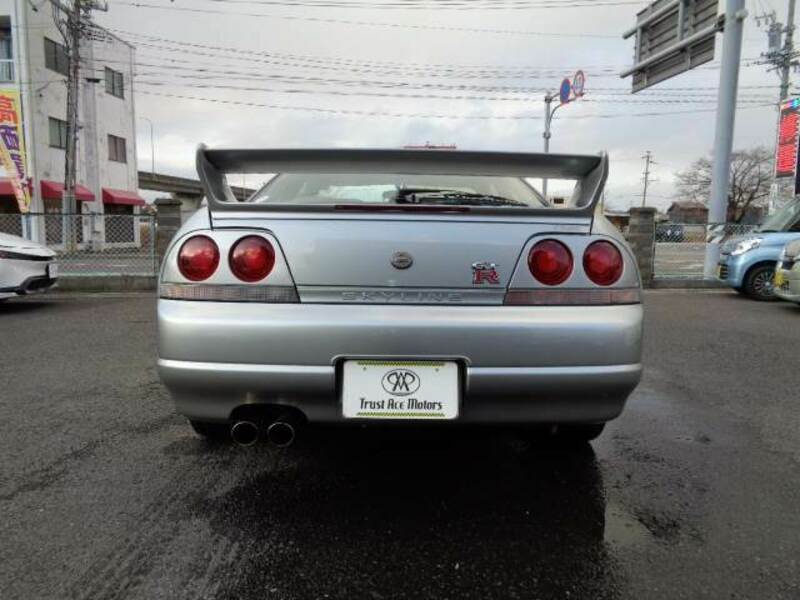 SKYLINE