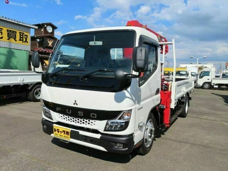 MITSUBISHI　CANTER