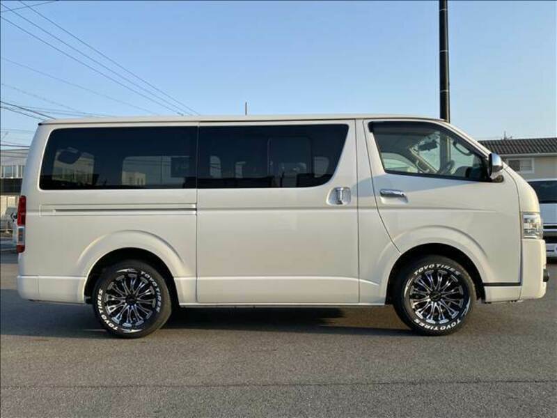 HIACE VAN-12